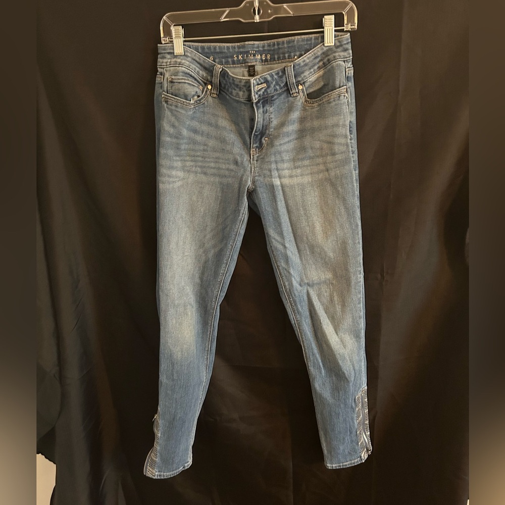 White House Black Market size 6 jeans